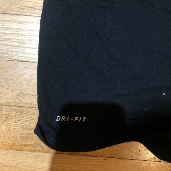 Nike sunflower seed tee - Picture 2 of 3